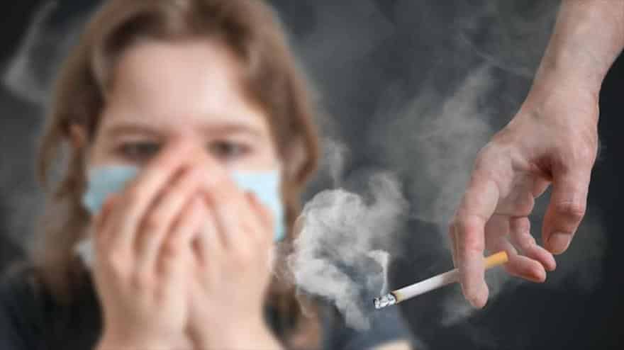 Cómo quitar el olor a tabaco de la ropa | Limpiezas Barcino
